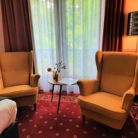 De Schildkamp 4*