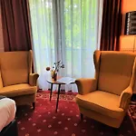De Schildkamp 4*